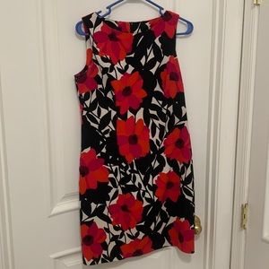 Black, red, and pink floral design sleeveless midi dress!